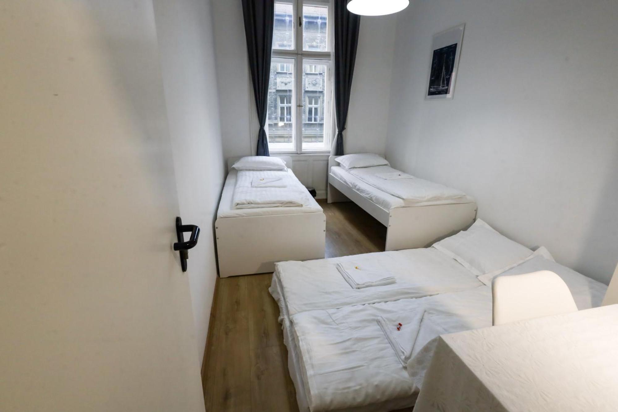 Pest-Port Apartment 4 Rooms For 16 Person Budapest Exterior photo