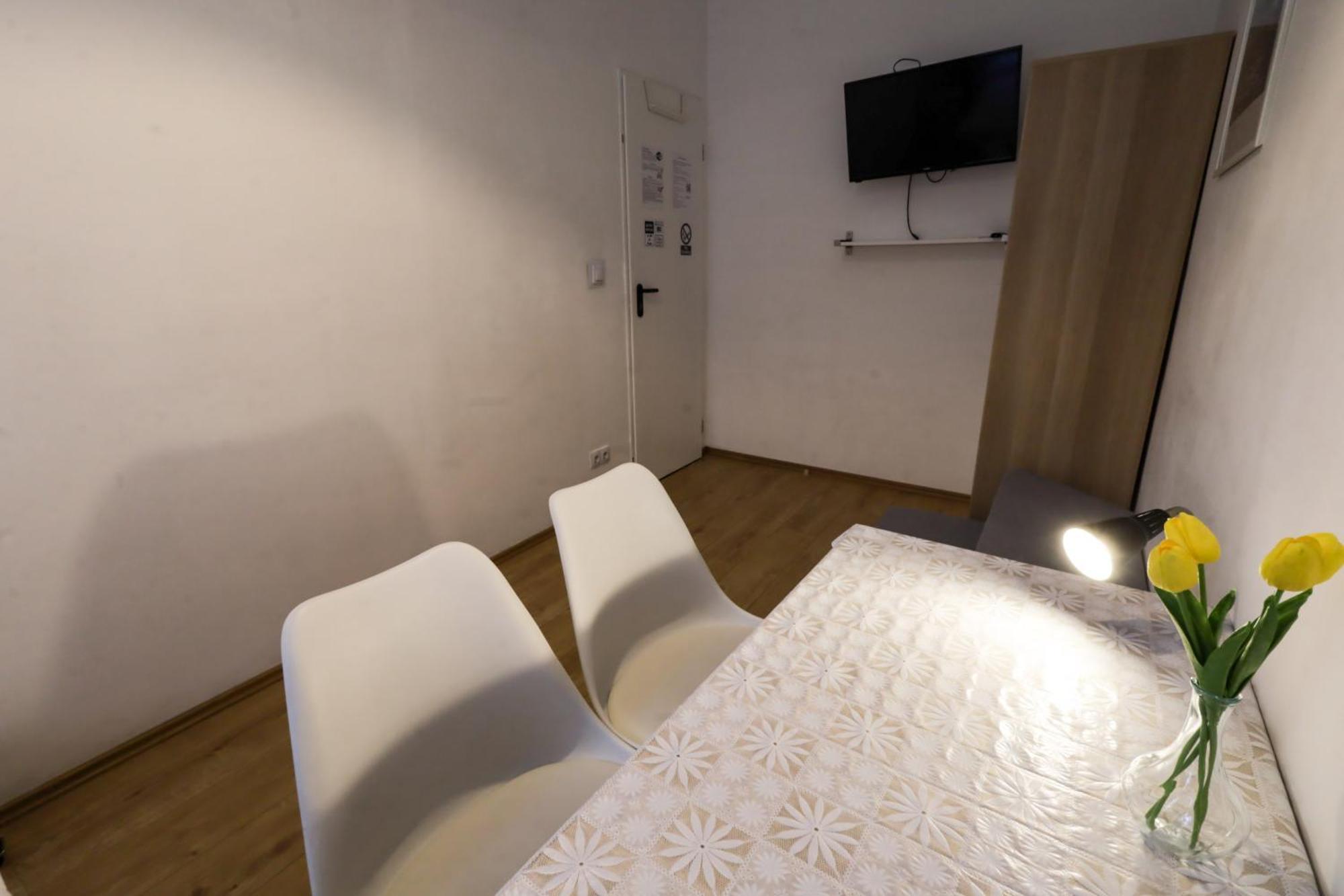 Pest-Port Apartment 4 Rooms For 16 Person Budapest Exterior photo